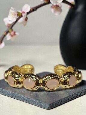 18k Gold Plated Chunky Hammered Pale Rose Crystal Cuff Bangle Bracelet